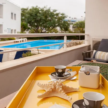 Apartment 2 Bdr Na Sta Luzia Com Vista Piscina