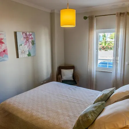 2 Bdr Na Sta Luzia Com Vista Piscina Appartement *